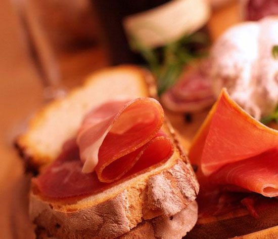 Barcelona: Stadt des Schinken