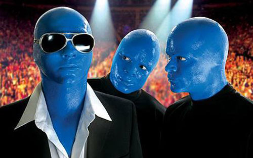 Die Blue Man Group im Bluemax Theater in Berlin