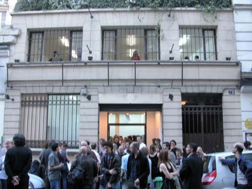 Ausstellung Chase the Dragon in der Magda Danysz in Paris