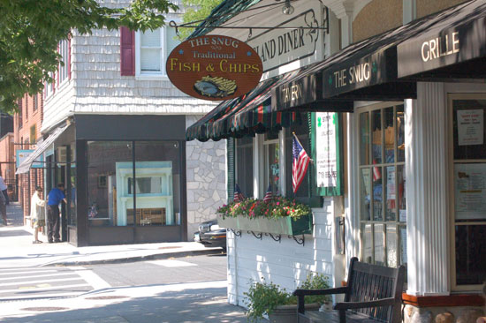 Ein Spaziergang durch City Island Avenue