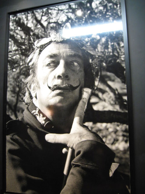 Salvador Dalí in Montmartre