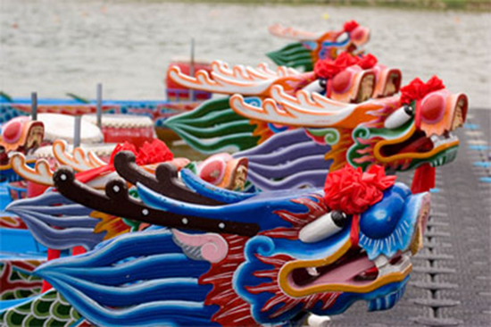 Die Magie des Drachenboot-Festivals in Peking