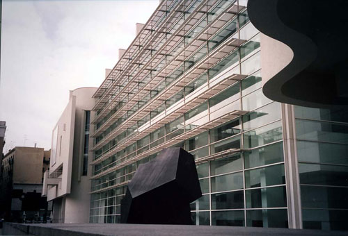MACBA. Museum der Parallelen der Erzählenden Künste in Barcelona