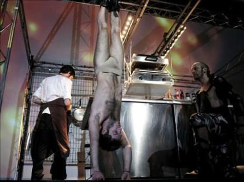 Fura dels Baus; Titus Andronicus in Barcelona