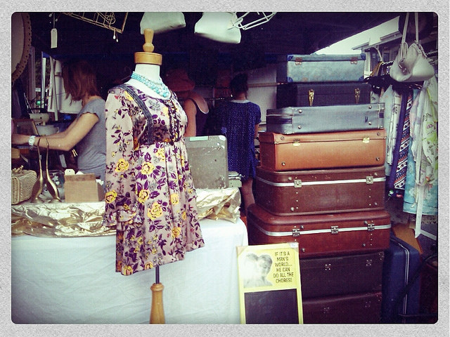 Ein Spaziergang zu den Pariser Second Hand-Shops Ein Spaziergang zu den Pariser Second Hand-Shops